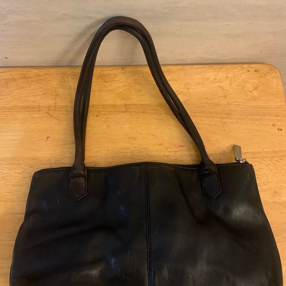 Elegant HOBO Black Leather Tote Bag - Picture 1 of 9